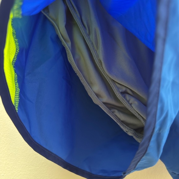 Nike Blue and Neon Green Sports Shorts - Picture 3 of 6